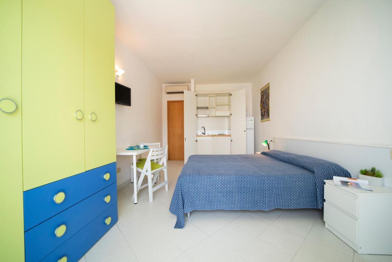 Le Sirene Aparthotel Секето Екстериор снимка